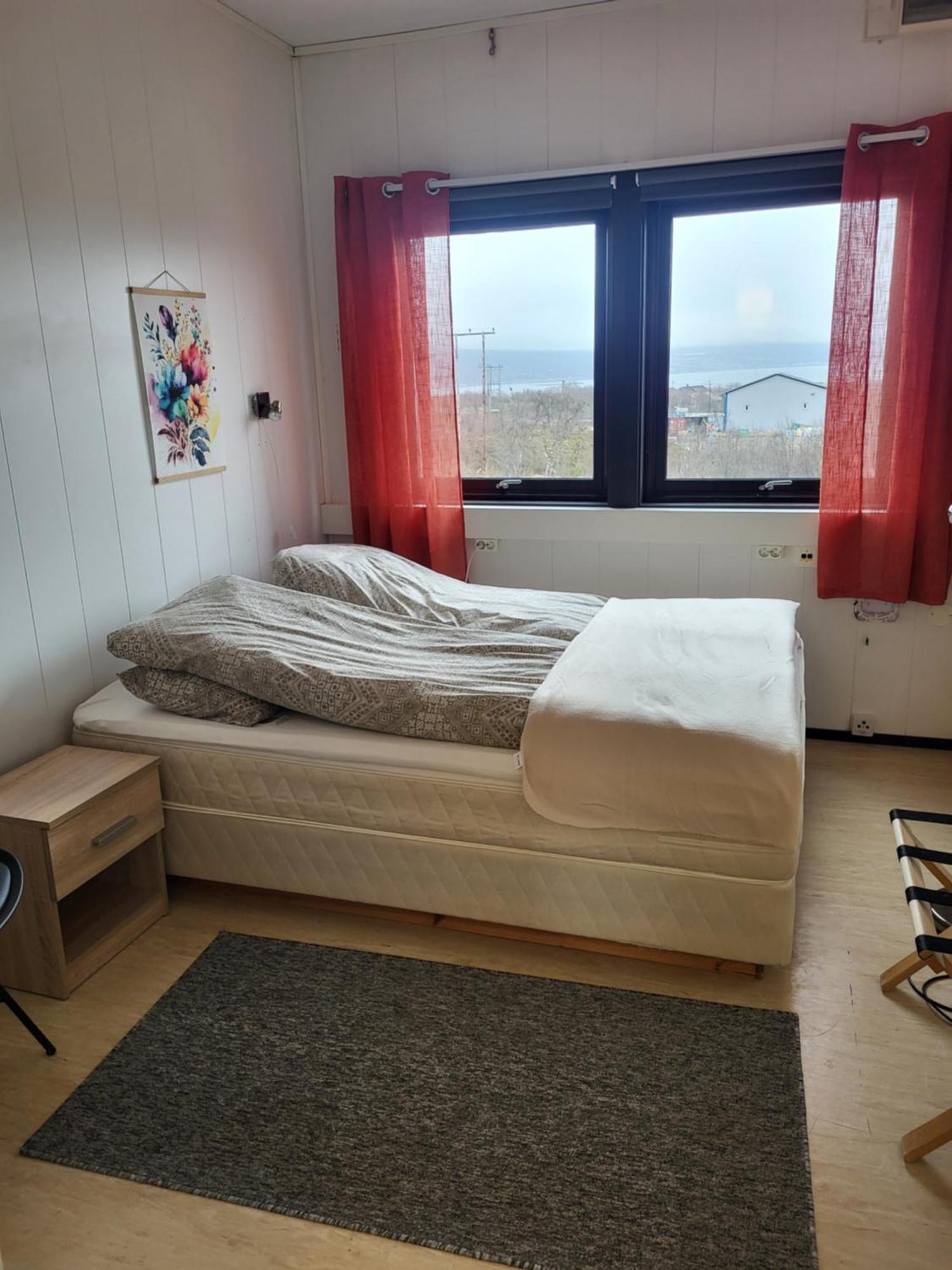 Hotel Odd Inge Sor-Reime As Nesseby Esterno foto